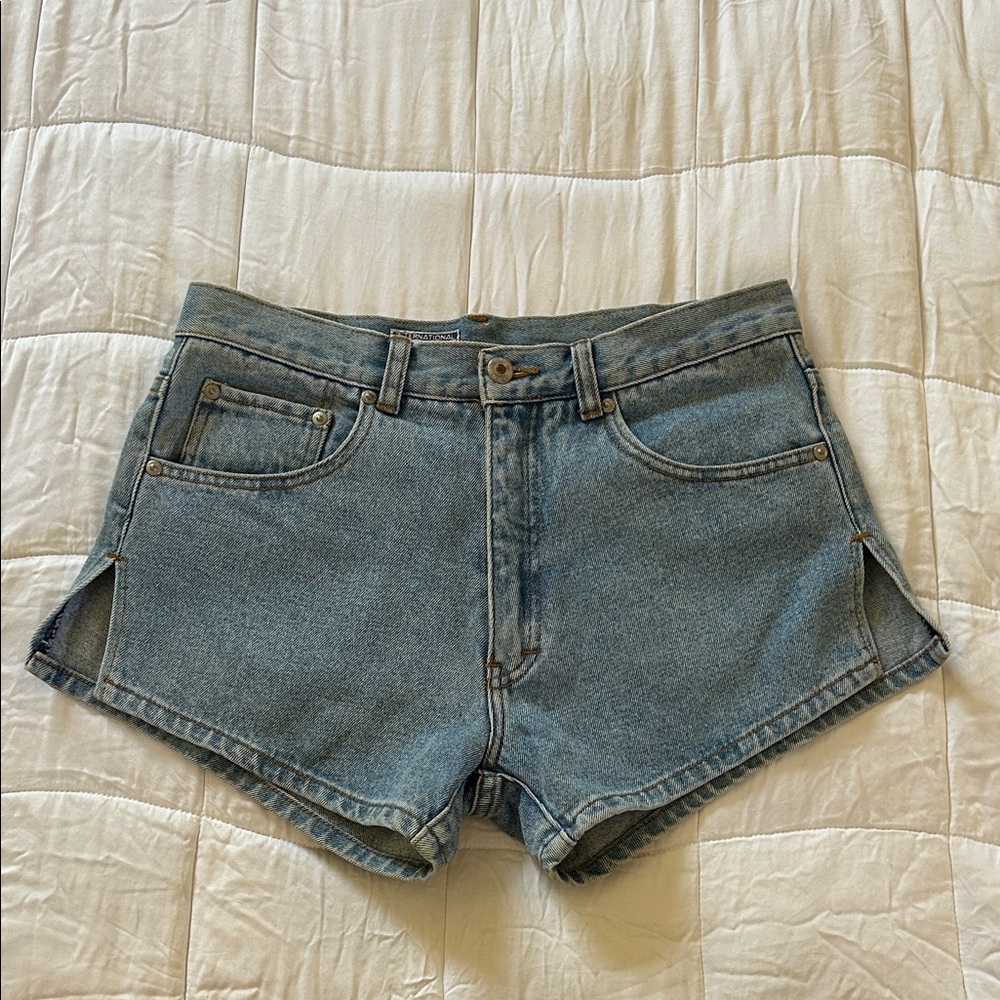 Stylish Blue Denim Women's Jean Shorts